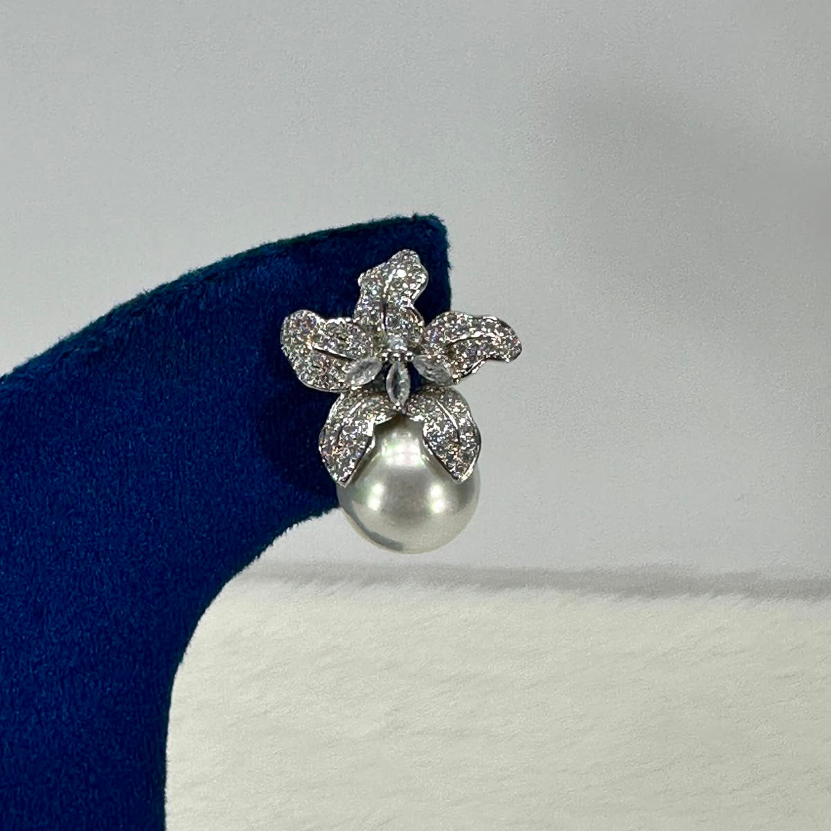 Luxury Pearl Drop Flower Stud Earrings for Women | Elegant Crystal Earrings